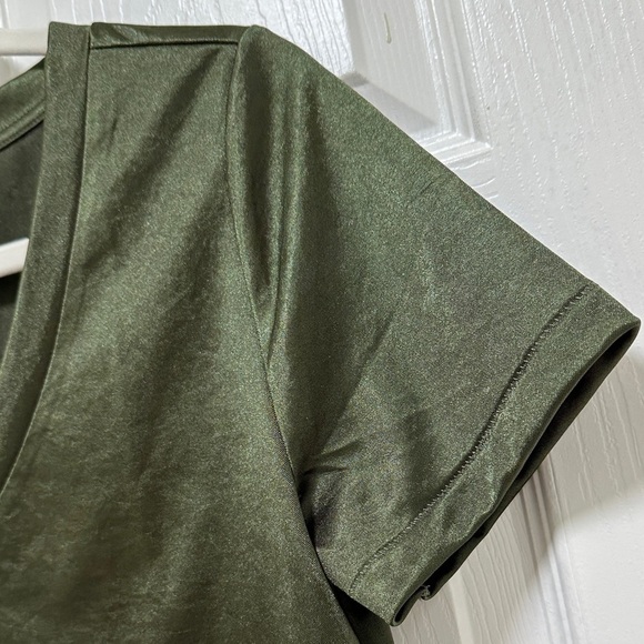 GAP V-Neck Tee Deep Green Size S - Picture 4 of 6